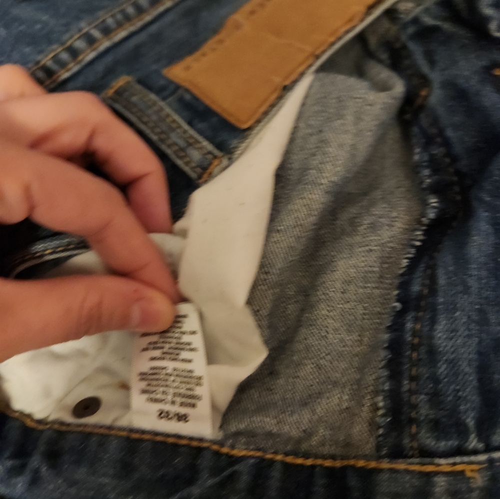 Jeans - Picture 2 of 3